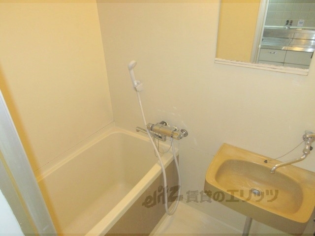 バス・シャワールーム　ユニットバス