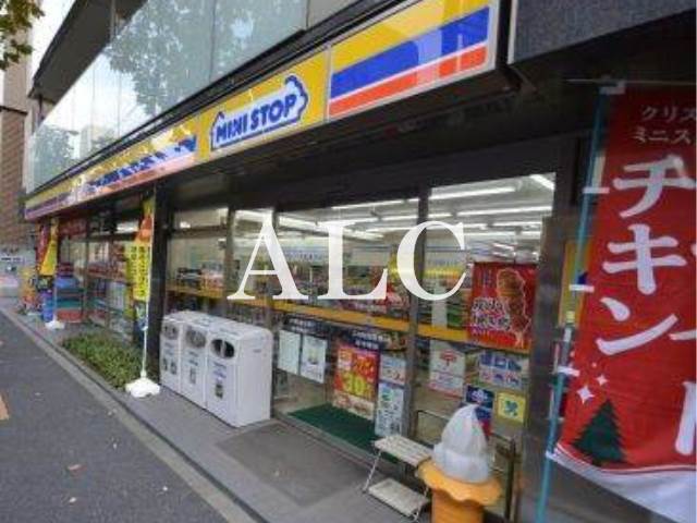 コンビニ　ミニストップ新宿大京町店（コンビニ）まで190m