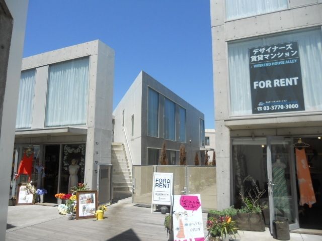 エントランス　★海近・デザイナーズマンション！設備・収納充実した賃貸住宅★