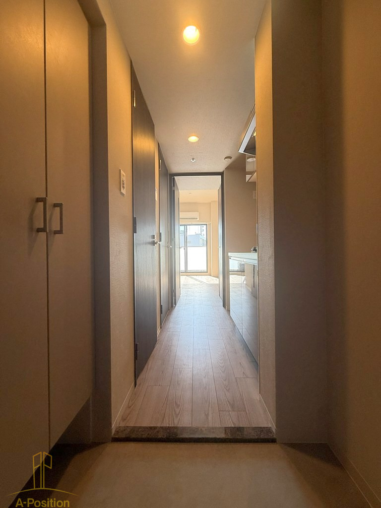 玄関　リヴェント難波ウエスト