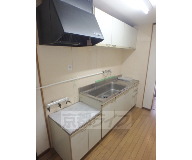 キッチン　ワイドサイズのキッチンです。