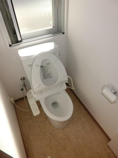 トイレ　明るいトイレ