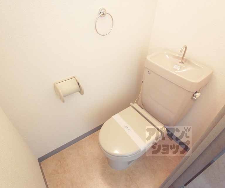 トイレ　トイレです。