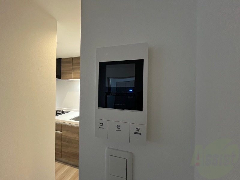 セキュリティ　ＴＶモニター付インターホンです。来客者の顔が見えるので安心！