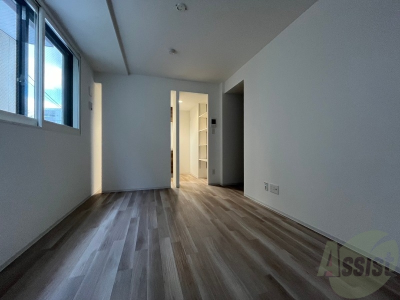 居室・リビング　広々としたリビングですね。使い勝手がよさそうですね！