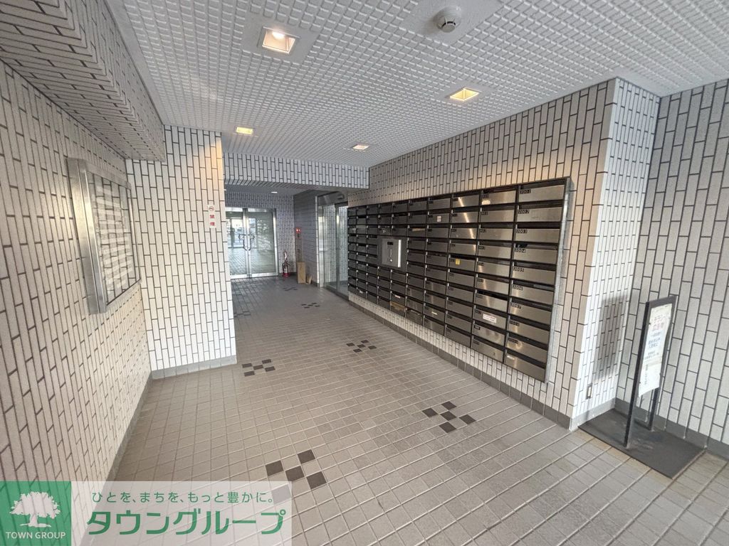 エントランス　分譲マンションならではのしっかりとしたエントランス♪