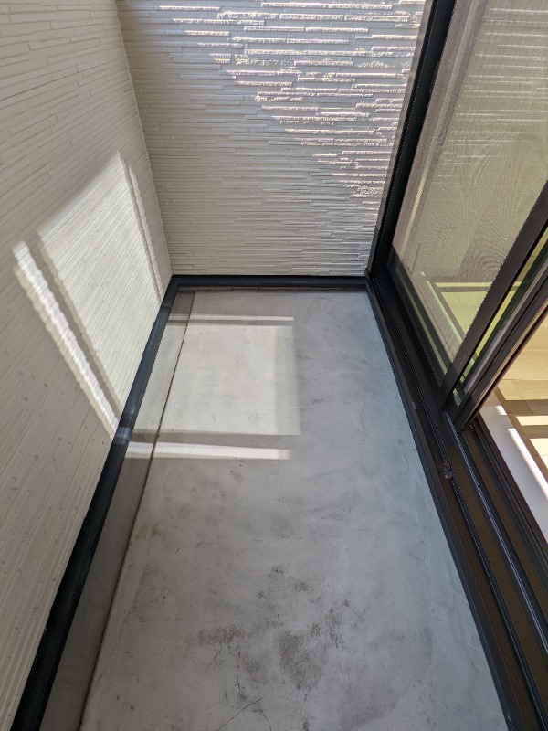 バルコニー　図面と現状に相違がある場合には現状を優先