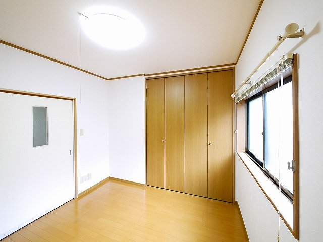 居室・リビング　きれいな洋室です