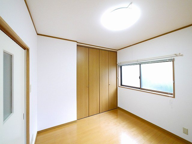 居室・リビング　ゆったりした洋室です