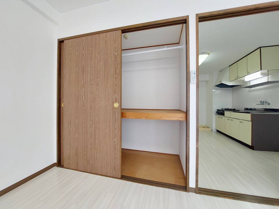 収納　クローゼット