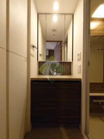 洗面設備　ザ・パークハビオ新宿 619