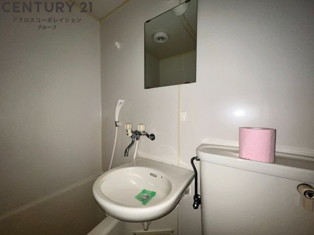 洗面設備　シンプルで機能的なユニットバス☆