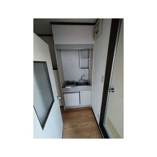 キッチン　ＩＨ・ミニ冷蔵庫