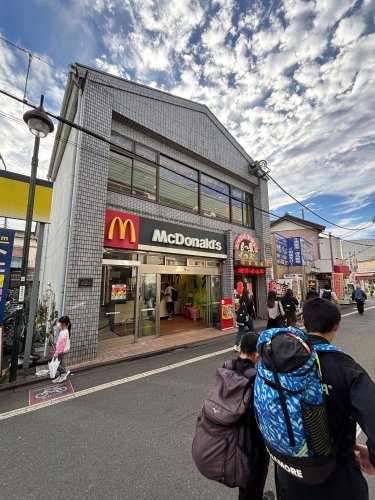 飲食店　マクドナルド 秋津駅前店（飲食店）まで757m