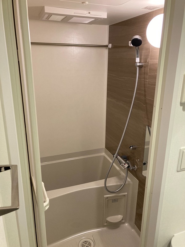 バス・シャワールーム