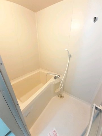 バス・シャワールーム　きれいなお風呂です