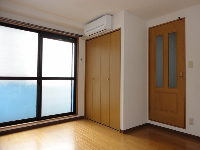 その他部屋・スペース　洋室8帖