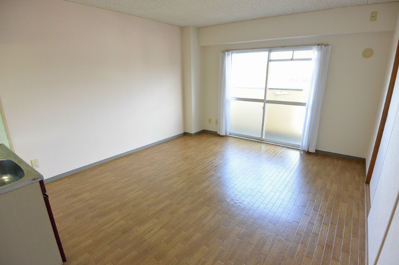 居室・リビング　10帖のリビング