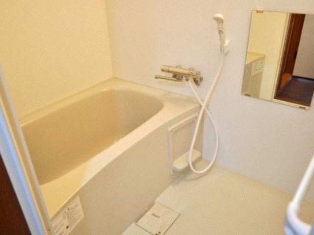 バス・シャワールーム　バス