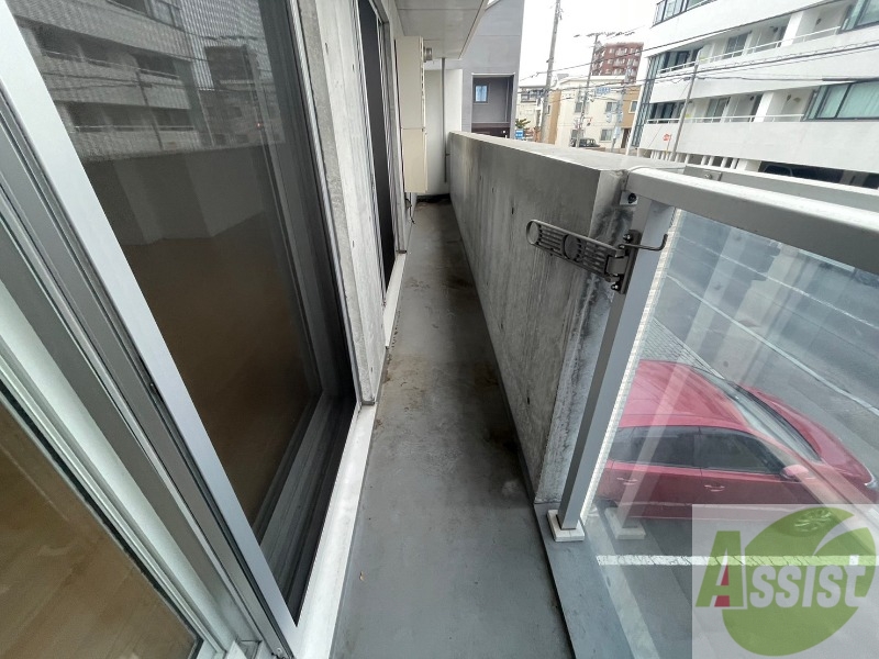 バルコニー　バルコニーが付いていますので一息ついてみてはいかがですか。