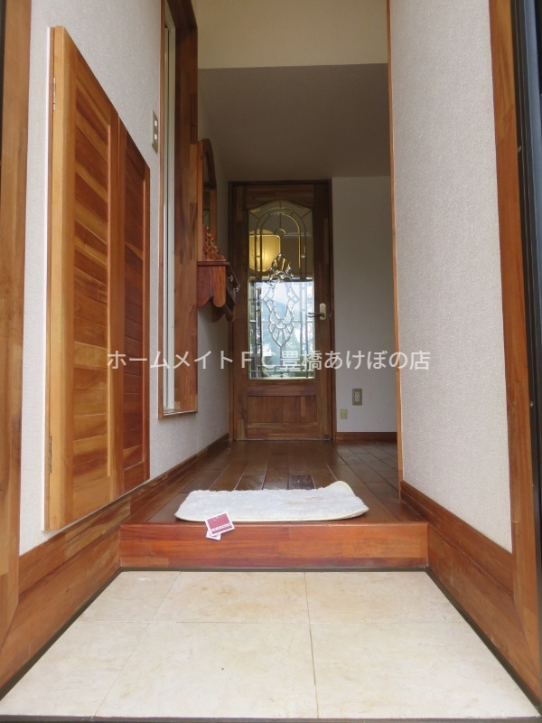 玄関　同型別部屋写真