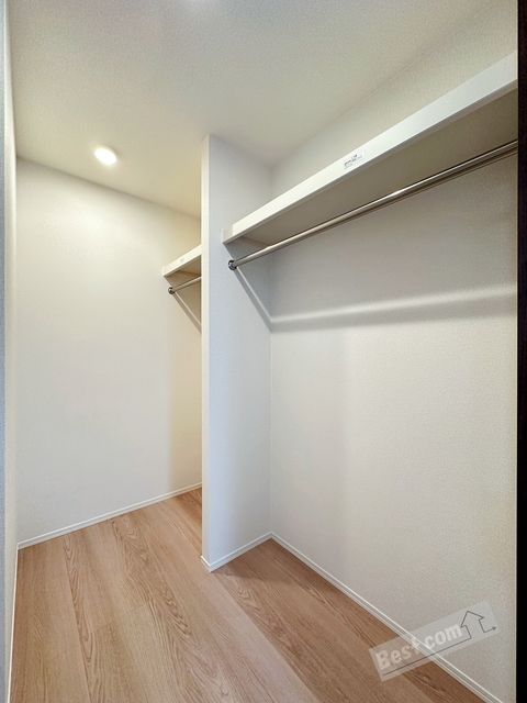 収納　大容量のウォークインクローゼット付き♪