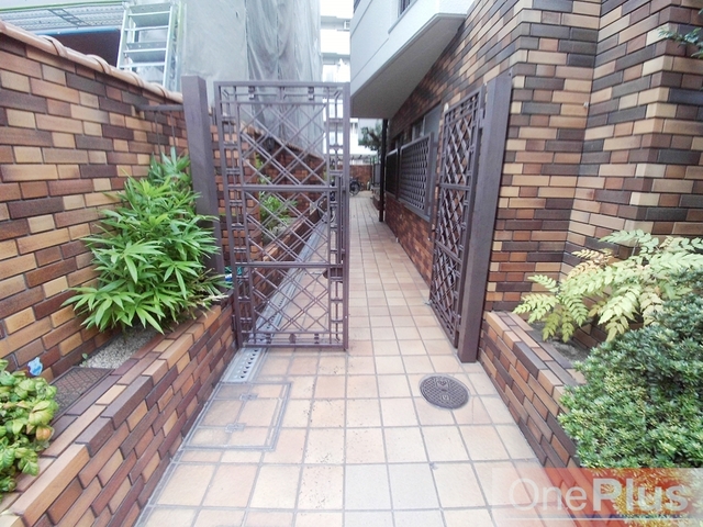 エントランス　毎日通るエントランスはこのようになっています