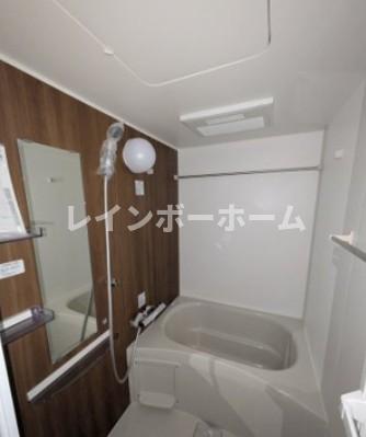 バス・シャワールーム　ゆったり過ごせるお風呂です