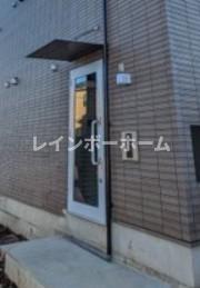 エントランス　落ち着いたエントランスです