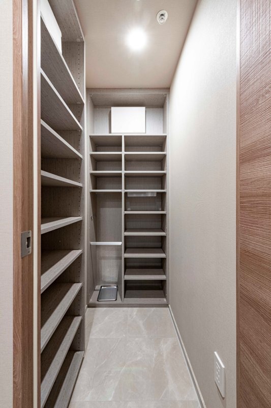 収納　※別部屋の参考写真です。