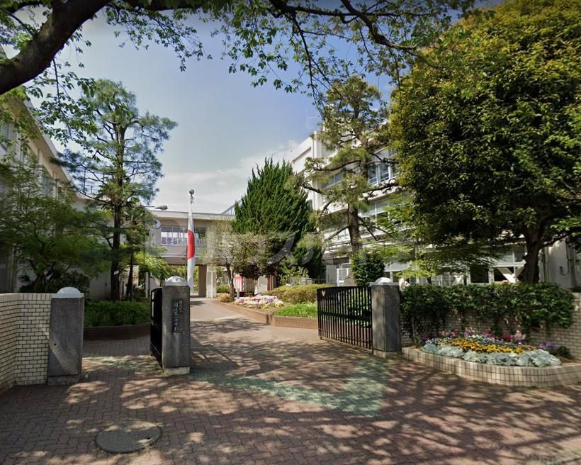 中学校　練馬区立開進第一中学校（中学校）まで620m