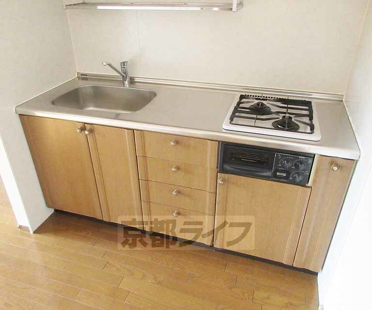 キッチン　お洒落なシステムキッチン