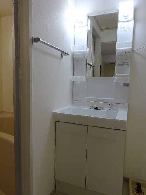 洗面設備　同仕様