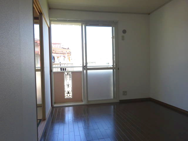 居室・リビング　同仕様