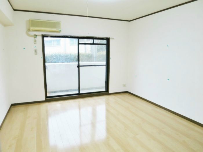 居室・リビング　別号室写真