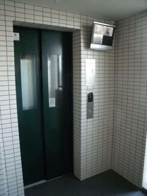 その他　エレベータ