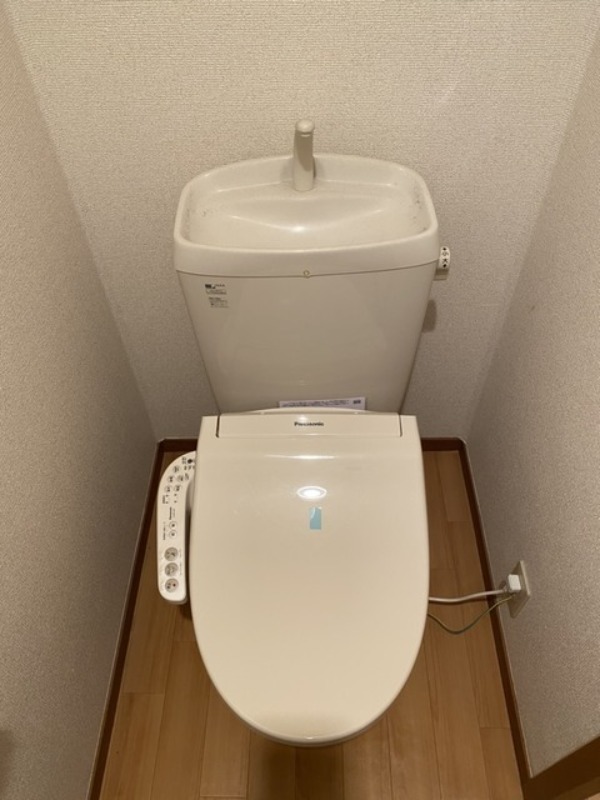 トイレ　図面と現状に相違がある場合には現状を優先