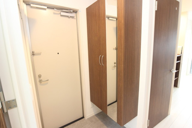 玄関　２０２玄関