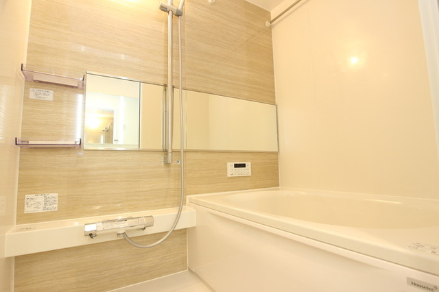 バス・シャワールーム　２０２バス