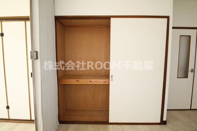 収納　たっぷりとした収納スペースです