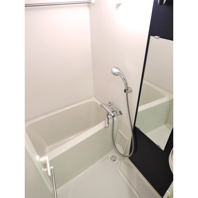 バス・シャワールーム　※反転タイプです。