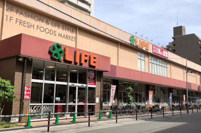 スーパー　ライフ 下寺店（スーパー）まで588m