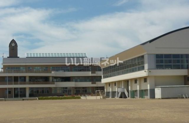 小学校　久慈市立久慈小学校（小学校）まで629m