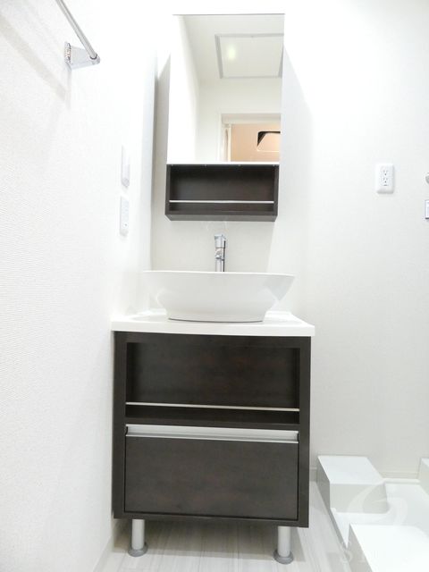 洗面設備　同仕様