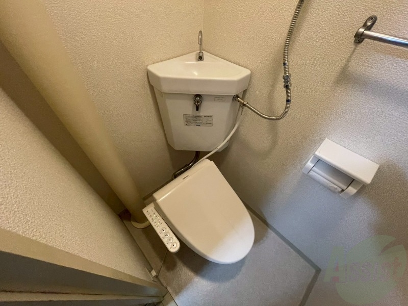 トイレ　こちらはトイレです。清潔感があり、安心して使用できます。