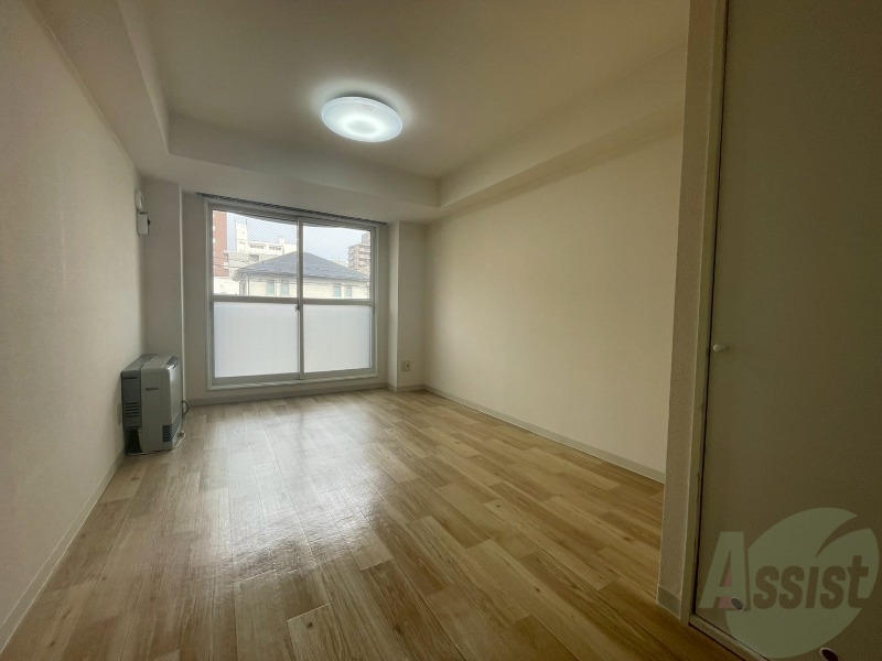 居室・リビング　広くてキレイなお部屋が広がっていて、充実した生活が送れそう。