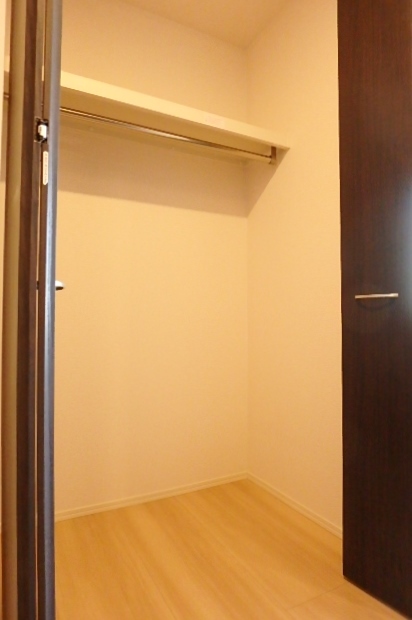 収納　★奥行きのあるクローゼット★