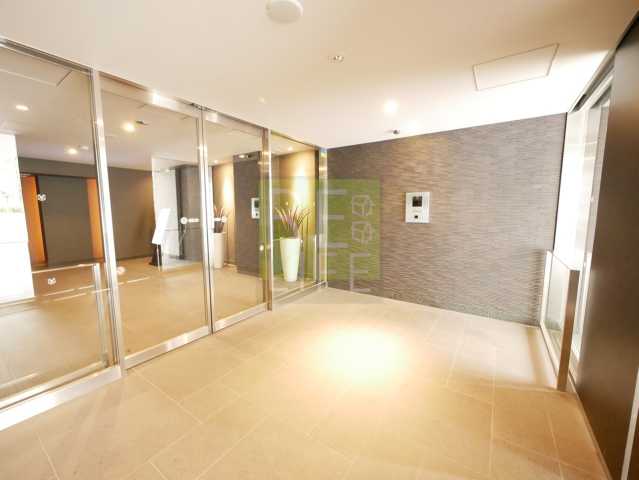 エントランス　ザ・パークハビオ上野