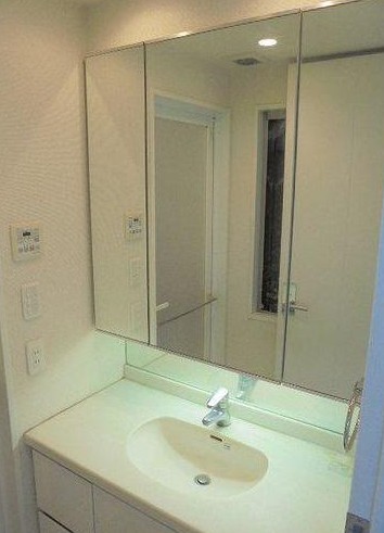 洗面設備　同タイプ別部屋のお写真です