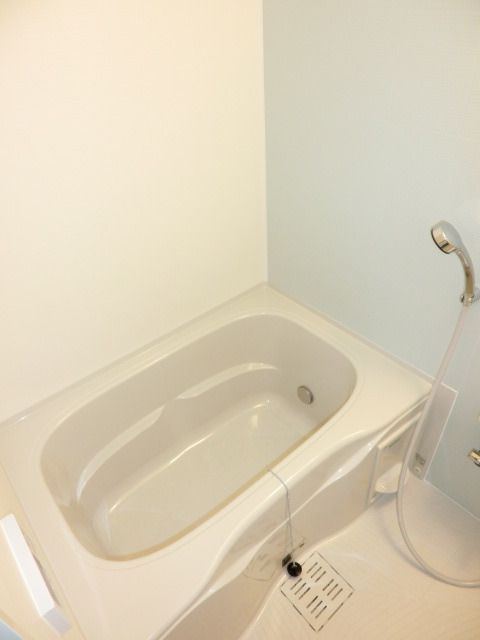 バス・シャワールーム　お風呂で毎日の疲れもスッキリ！